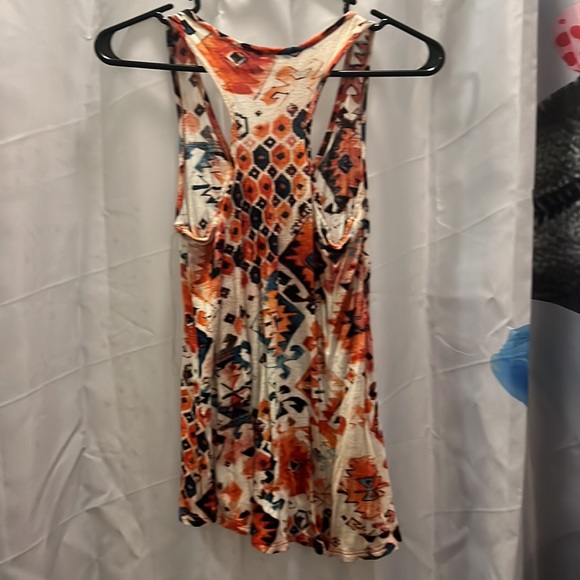 Aztec Tank - Picture 2 of 3